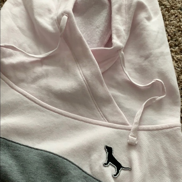 NWOT Victoria’s Secret PINK bling hoodie - Picture 5 of 5
